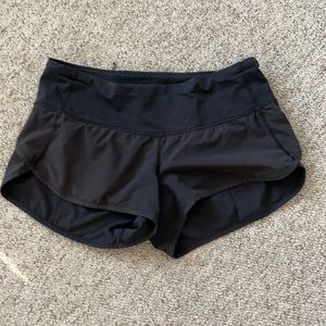 Lululemon Speed up shorts 2.5”